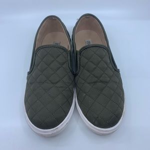 STEVE MADDEN SNEAKERS